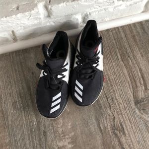 Damian Lillard Youth Sneakers size 4